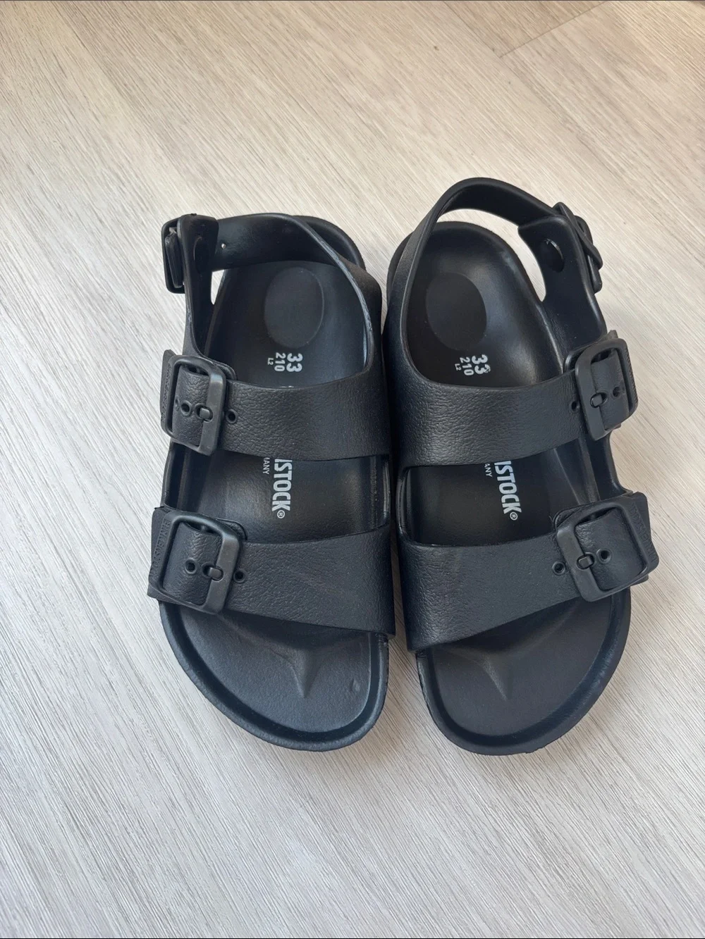 Birkenstock Black Kids Two-Strap Buckle Sandals - Picture 1 of 2